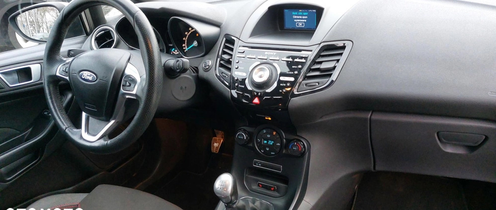 Ford Fiesta cena 35900 przebieg: 125000, rok produkcji 2016 z Oleśnica małe 67
